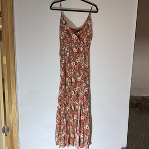 Gorgeous floral maxi dress
